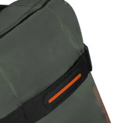 American Tourister Urban Track Wheeled Duffle M - 68cm -Travel Storage 143164 3457 URBAN TRACK DUFFLEWH M FRONT HANDLE 08785.1673262133