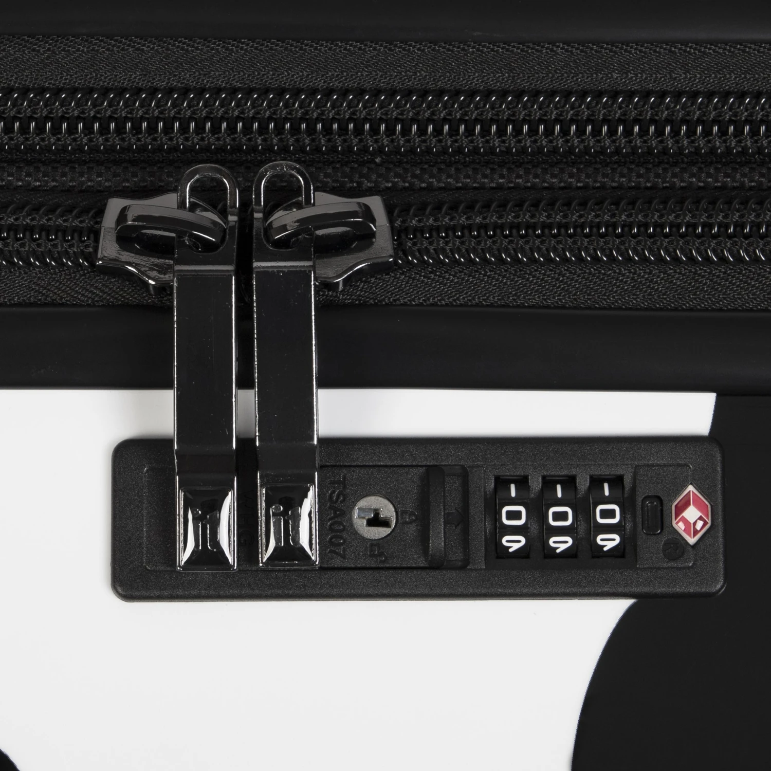 IT Luggage Indulging - Medium Plus (Moo Cow Print) 9 IT Luggage Indulging - Medium Plus (Moo Cow Print) - Image 9