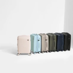 IT Luggage Spontaneous - Cabin (Feather Grey) -Travel Storage 3 d4901ede e582 400d 8b75 0c3545992494