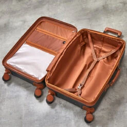 Rock Carnaby 4 Wheel Exp Extra-Large Suitcase - 89cm -Travel Storage Rock Carnaby TR 0219 GRN Interior 04447.1660577010