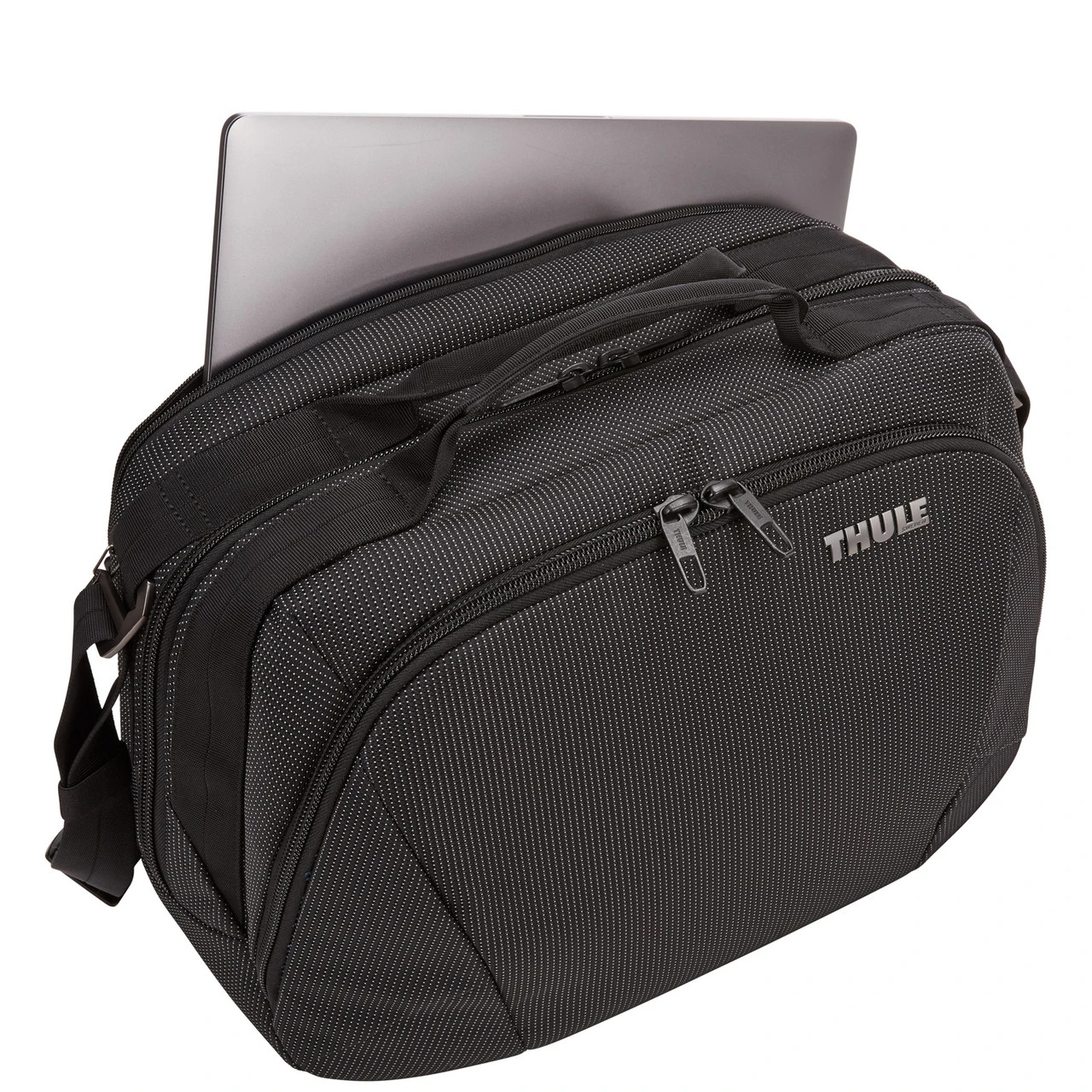 Thule Crossover 2 Boarding Bag 5 Thule Crossover 2 Boarding Bag - Image 5