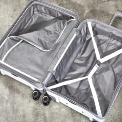 Rock Sunwave 4 Wheel Exp Medium Suitcase - 66cm 24 Rock Sunwave 4 Wheel Exp Medium Suitcase - 66cm -Travel Storage TR 0212 WH Interior 80100.1661262765.1280.1280 02212.1661266120